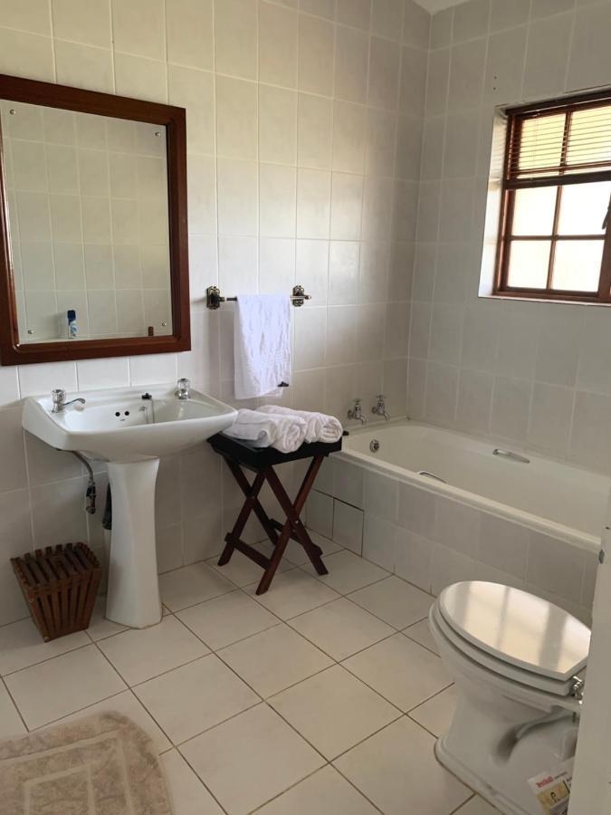 Kransberg Country Lodge Guest Farm Thabazimbi Bagian luar foto